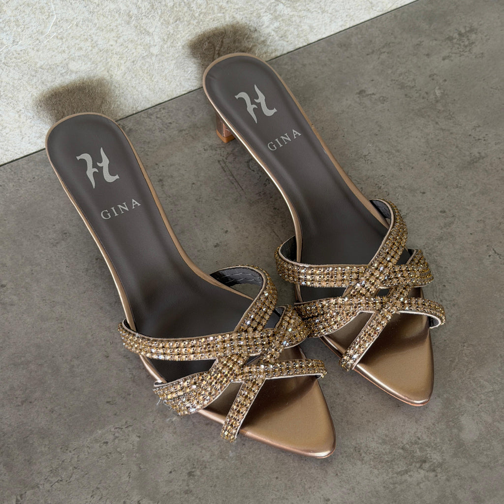 Gina Sandal
