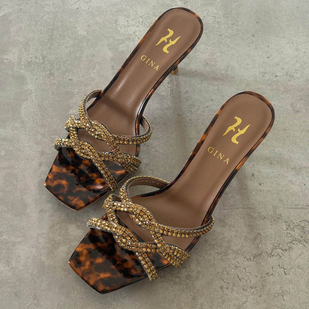 Gina Sandal