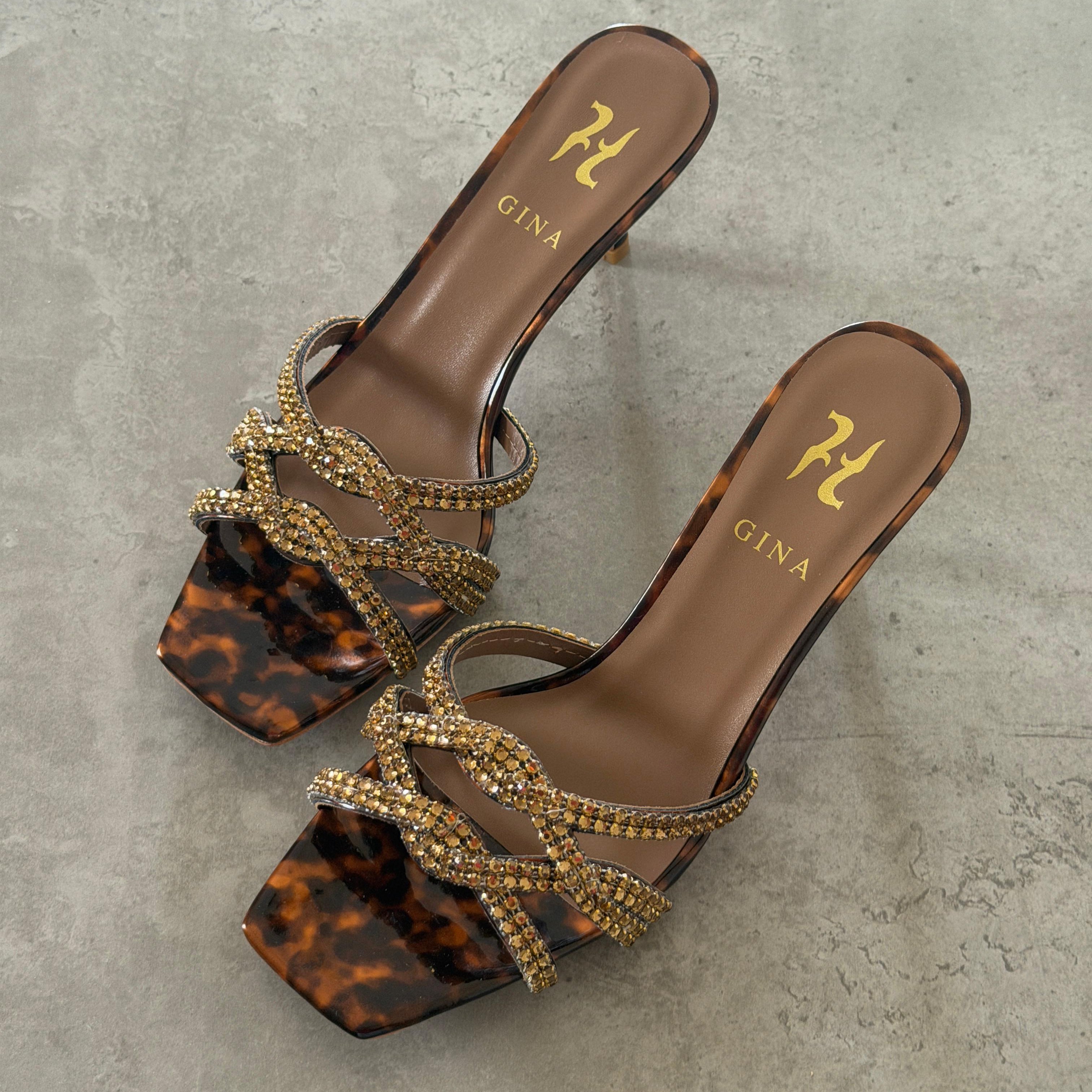 Gina Sandal