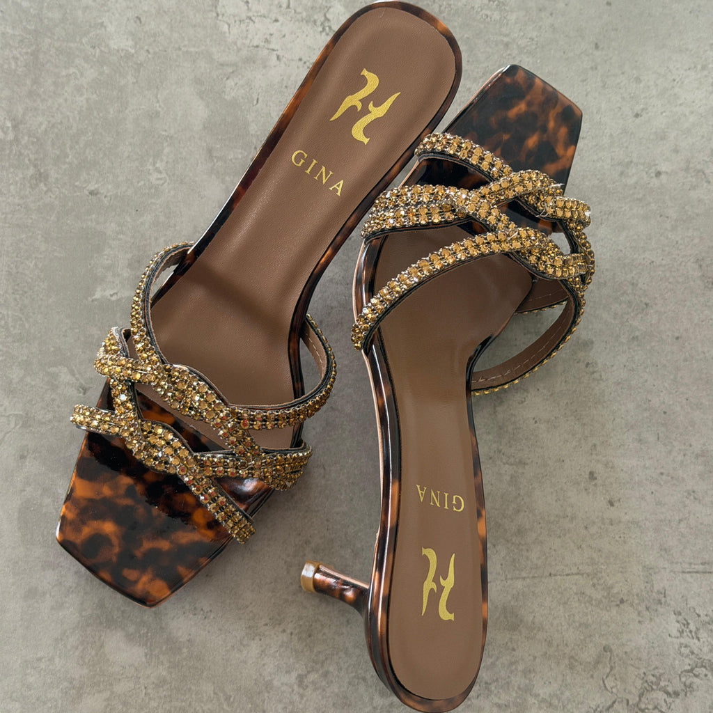 Gina Sandal