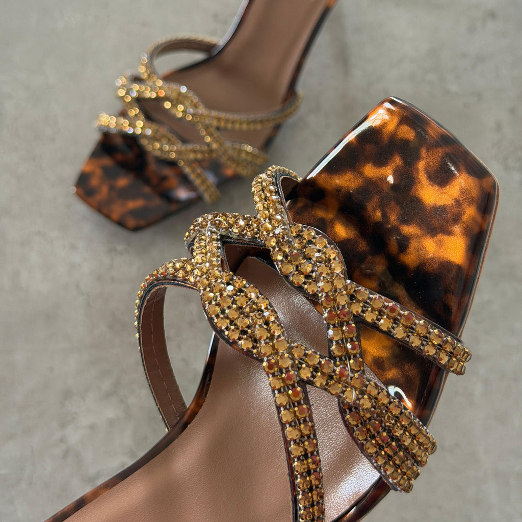 Gina Sandal