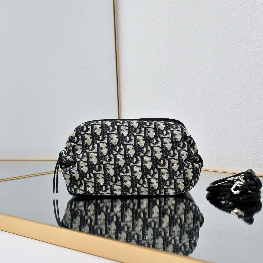 Dior Pouch