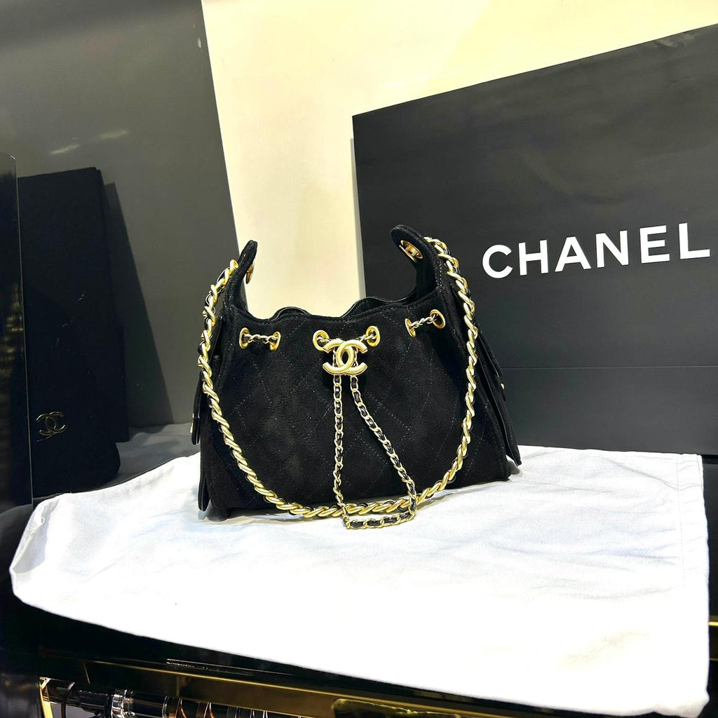 Chanel Bag 22cm (velvet)