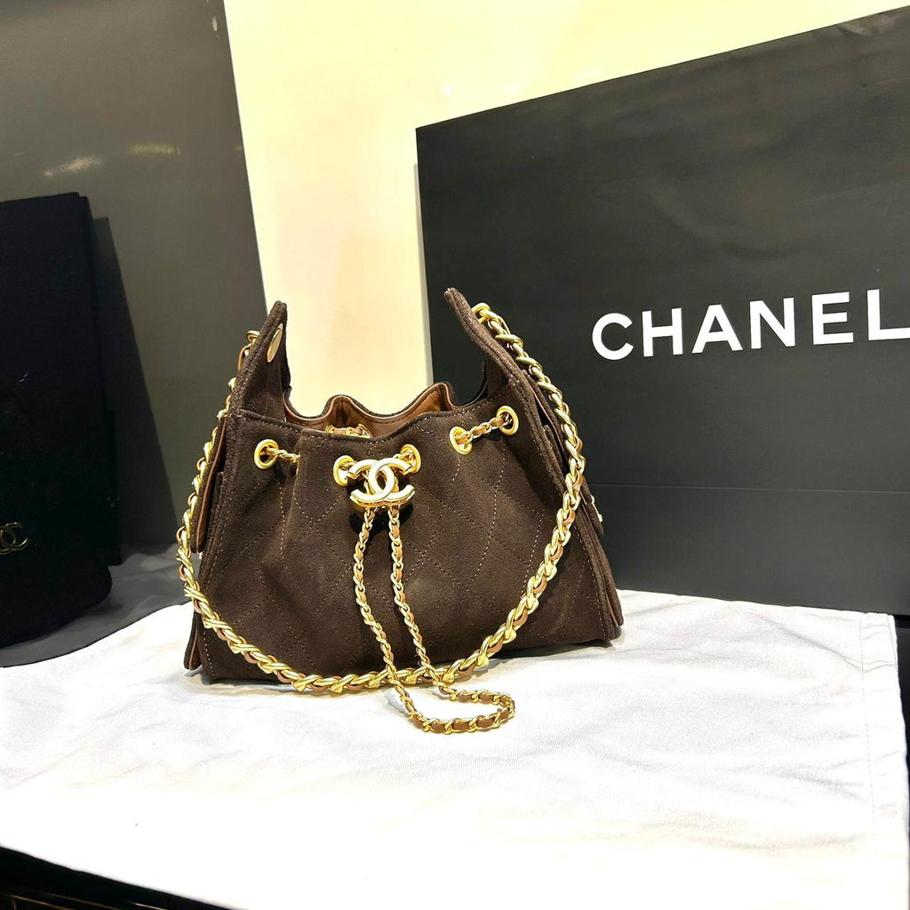 Chanel Bag 22cm (velvet)