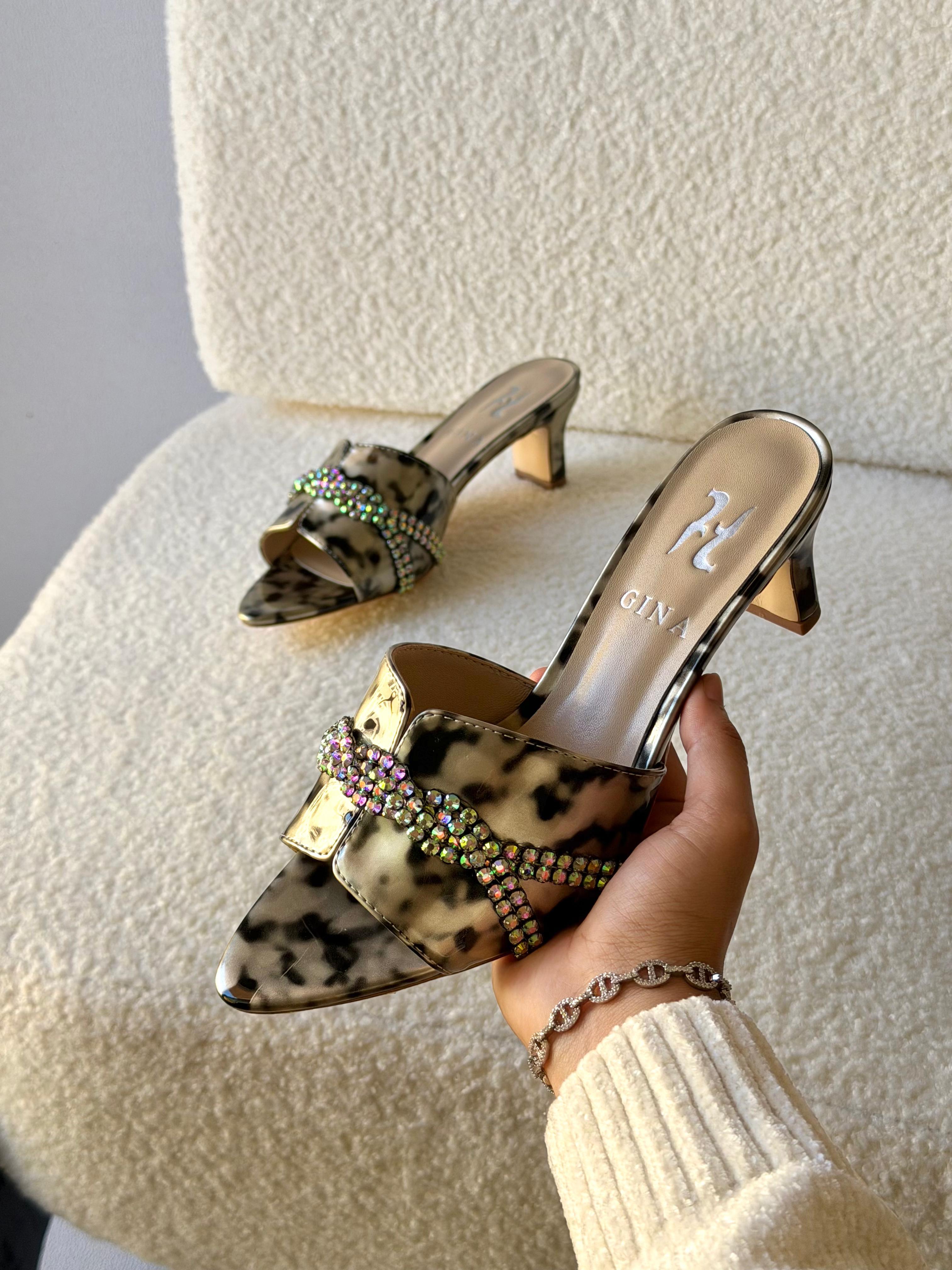 Gina Sandal