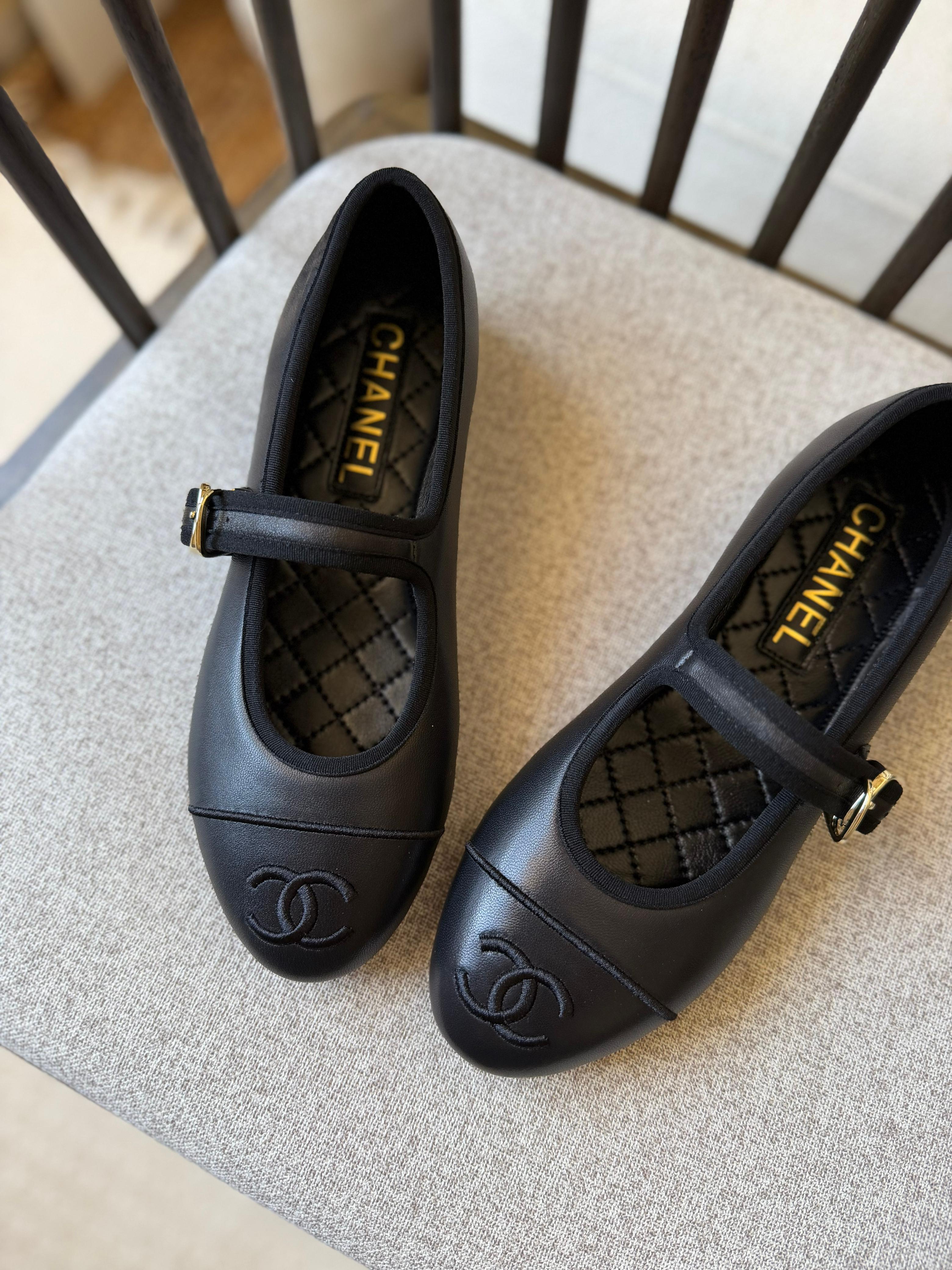 Chanel Ballerina