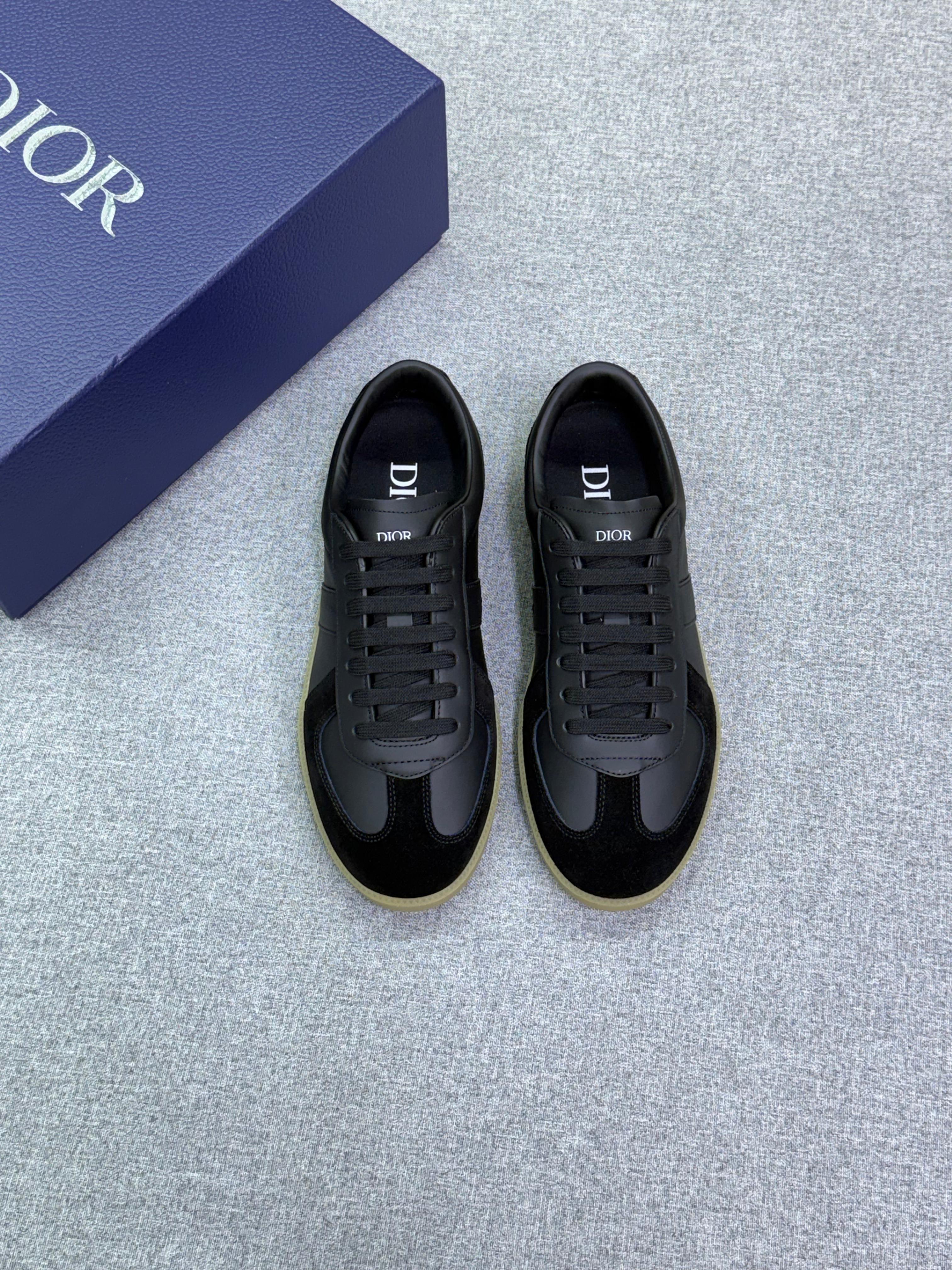 Dior Sneakers