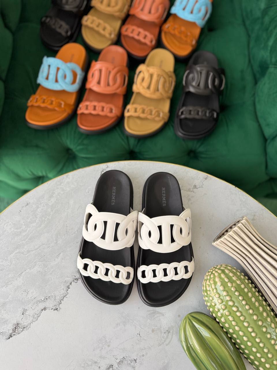 Hermes Sandal